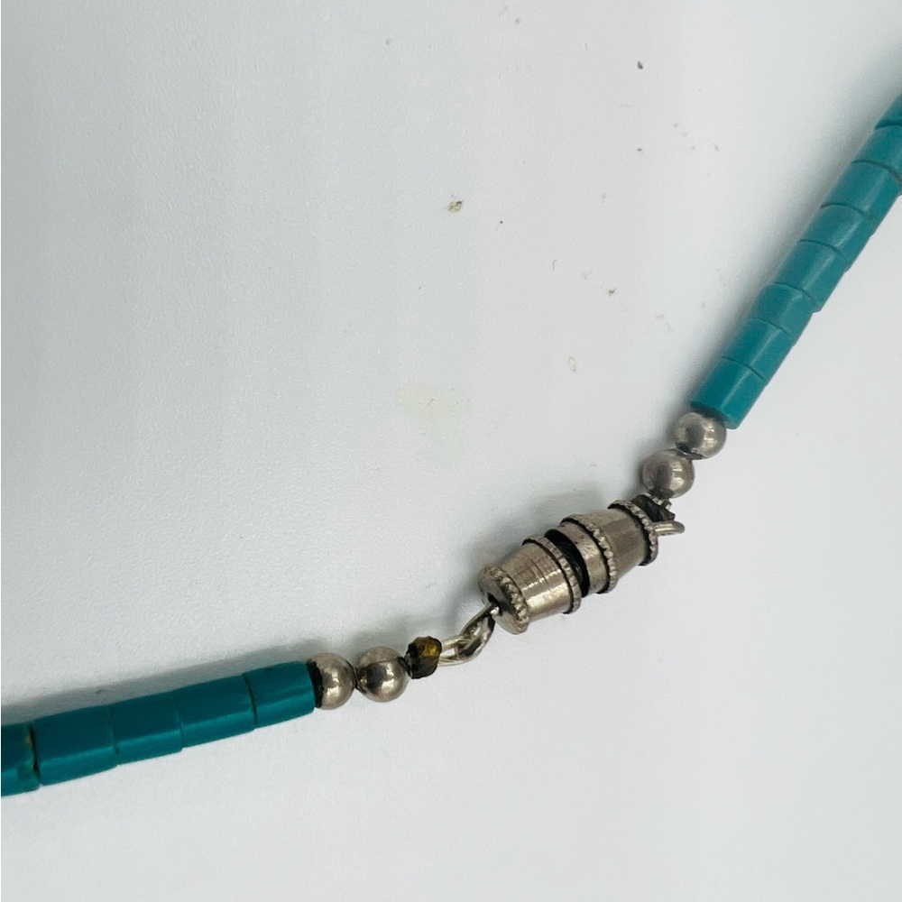 Turquoise and Shell Necklace - Picture 5 of 6